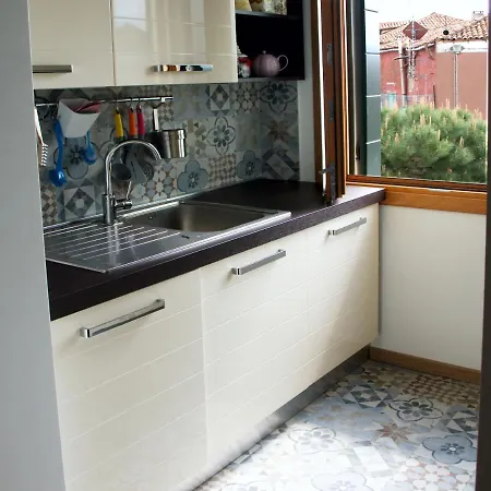 Murano. Tranquillo E Luminoso Con Free Wi-fi Venecia
